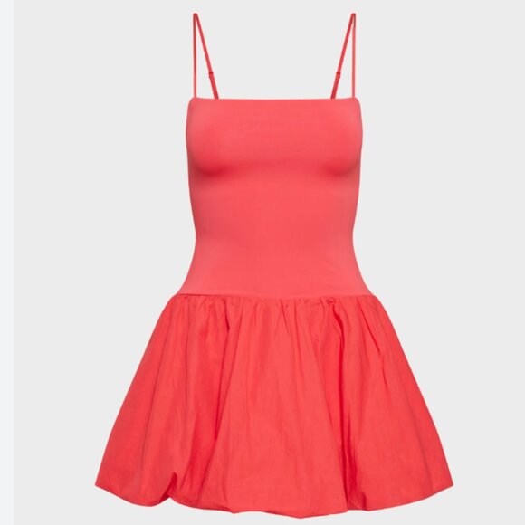 Aritzia Babaton Rolodex Micro Bubble Dress Contour Poplin Red Size Large - Picture 1 of 8